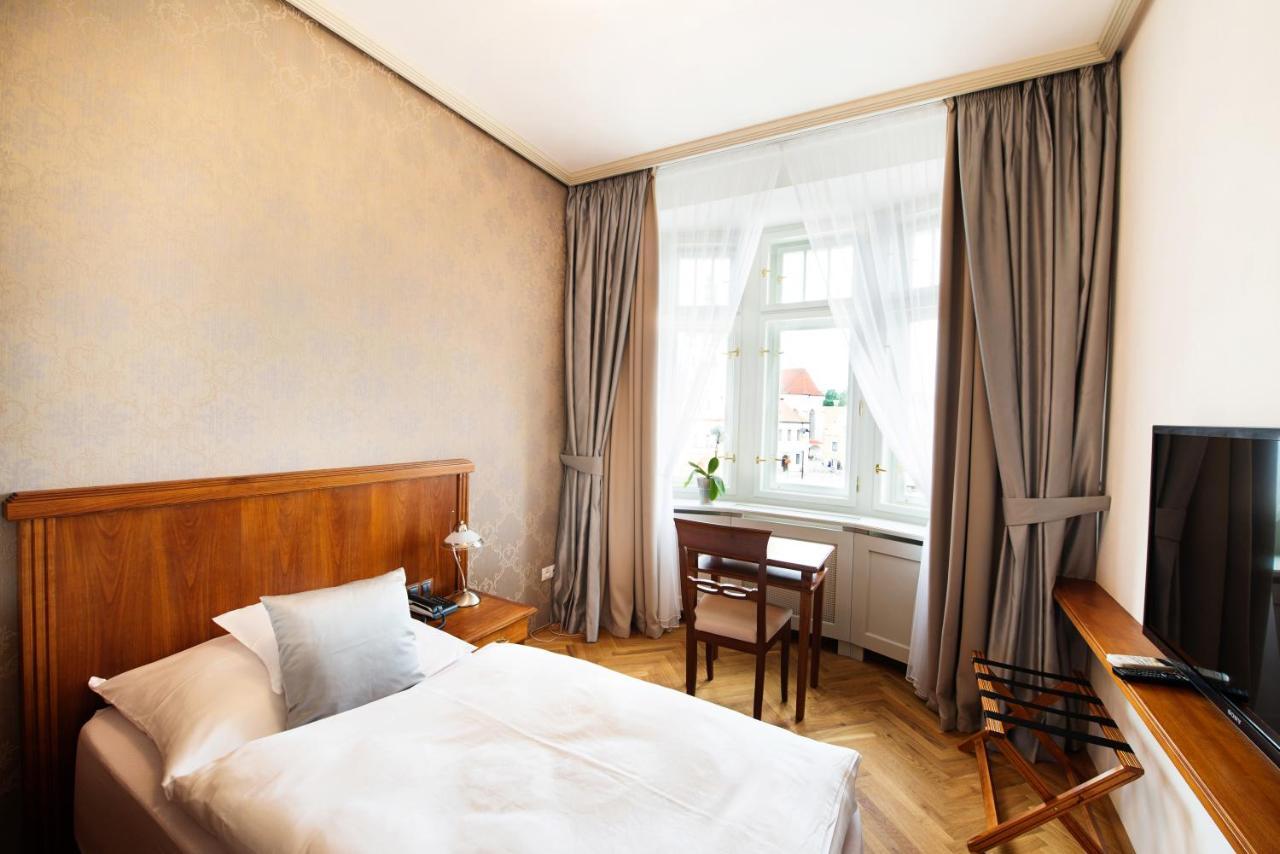 Hotel Slavie Pelhřimov 外观 照片