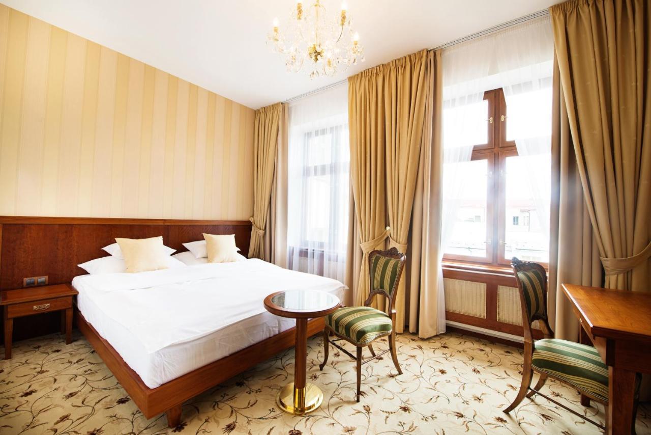 Hotel Slavie Pelhřimov 外观 照片